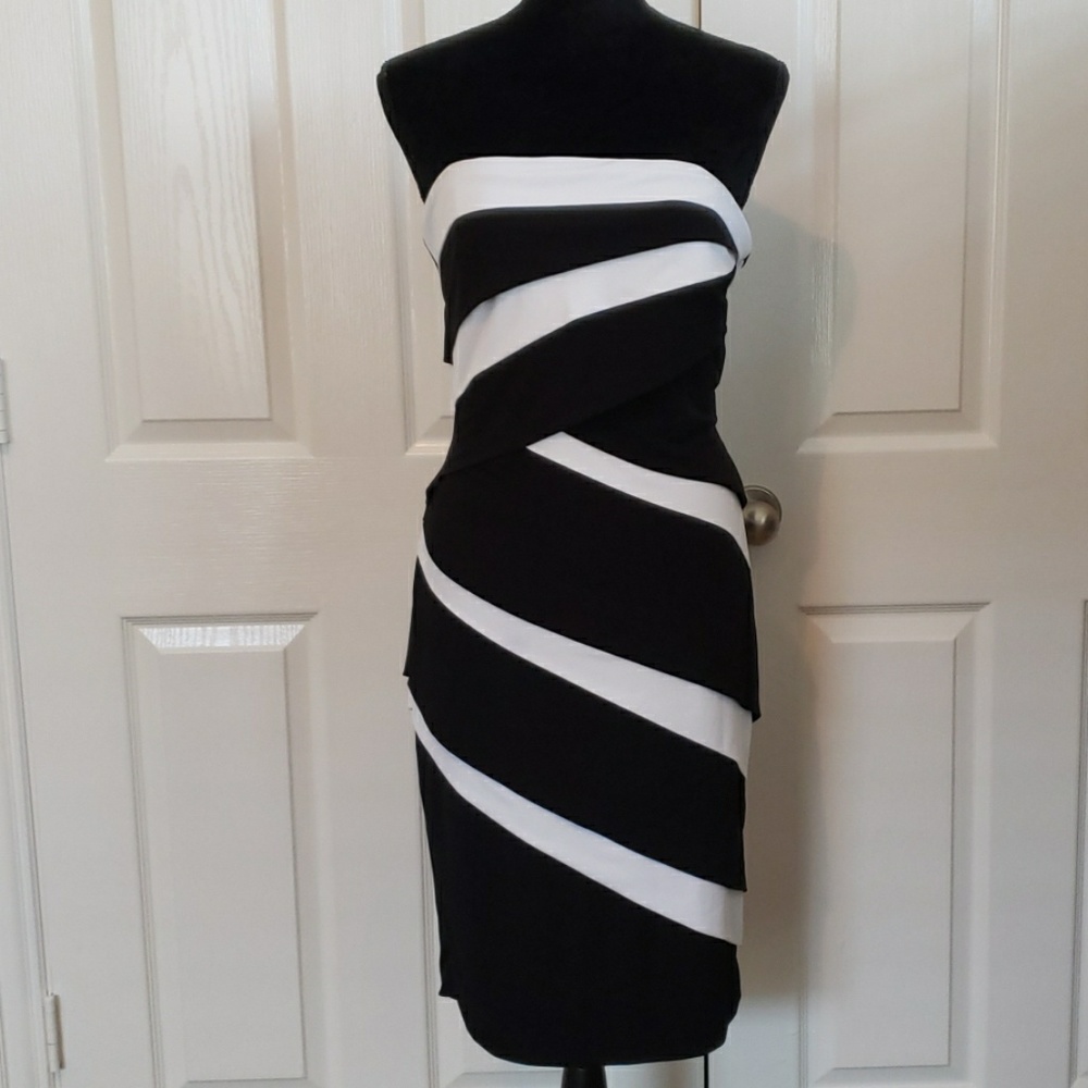 NWOT White House Black Market strapless dress